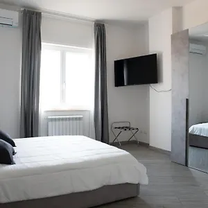 Monteleone ,12 Bed & Breakfast Naples